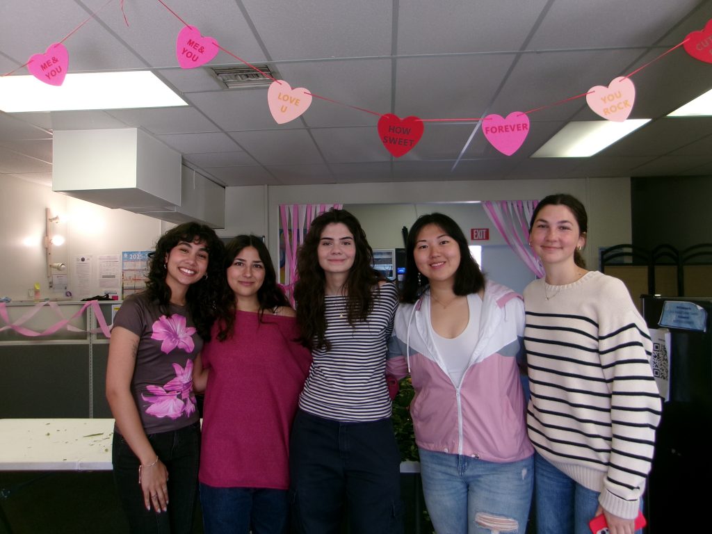 Valentines_Group_Posing